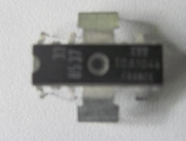 IC TDA1044