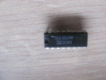 IC TDA 1054 M