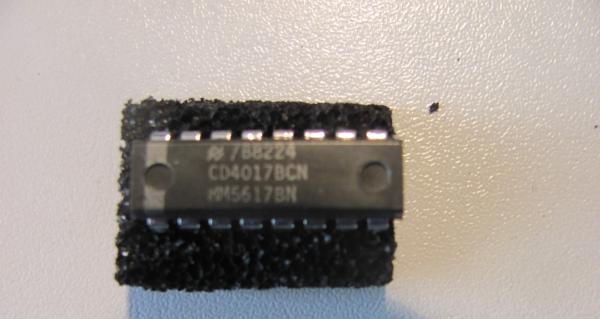IC CD4017BCN